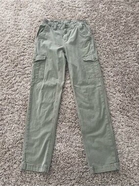 Women’s Cargo Pants in Olive Green